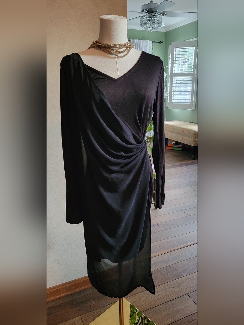 Banyon Black Long-Sleeve Draped V-Neck Midi Dress